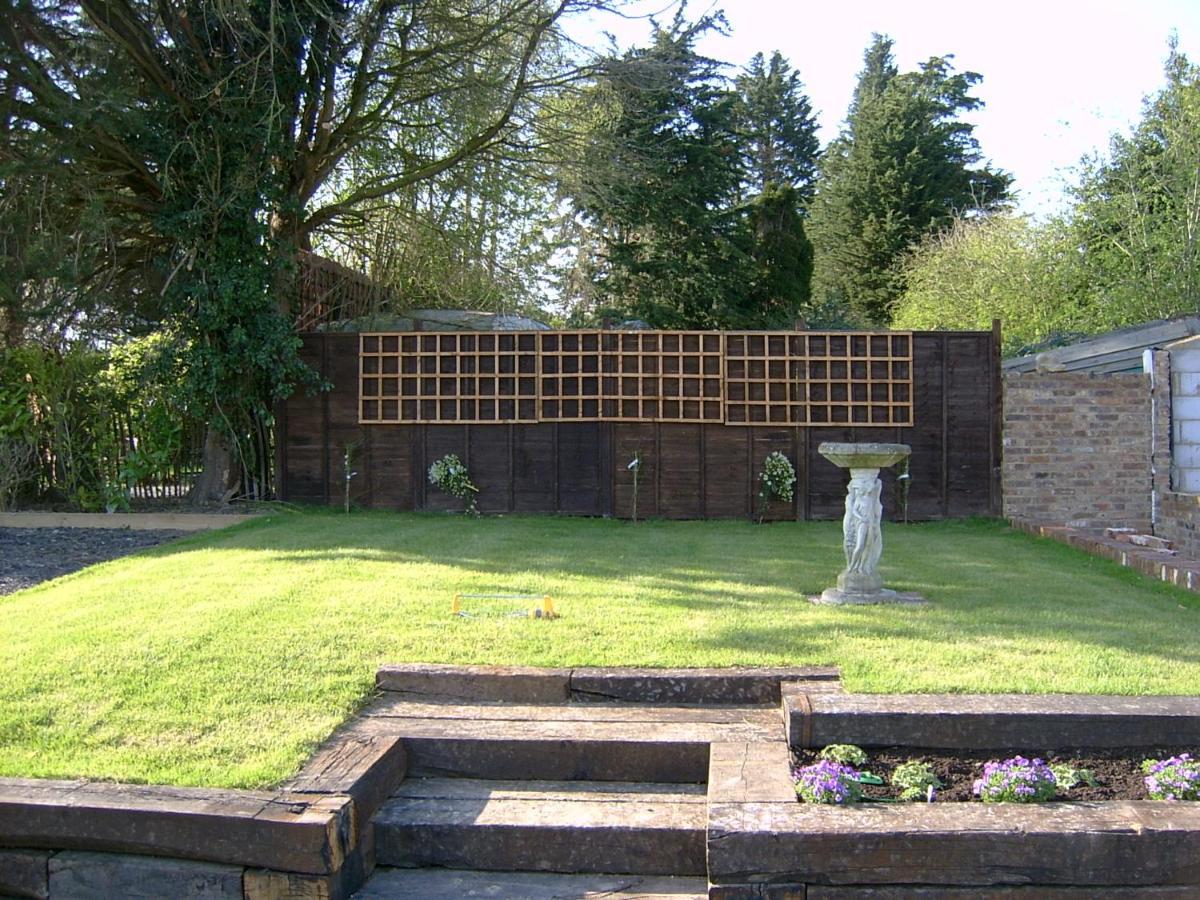 The Barn At Woodview Bed & Breakfast Hildenborough Exterior photo